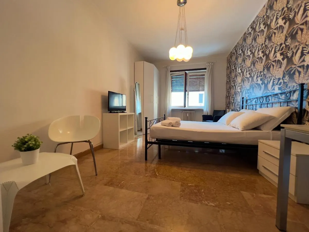 Appartme Guest House Seveso 40 Milan Italy