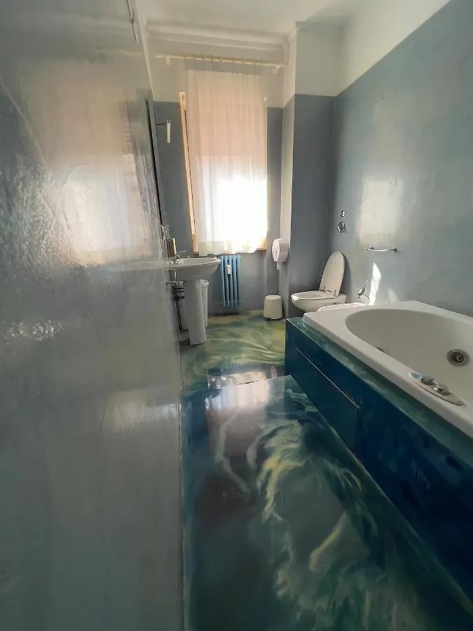 Bed & Breakfast Appartme Guest House Seveso 40 Milan Italy