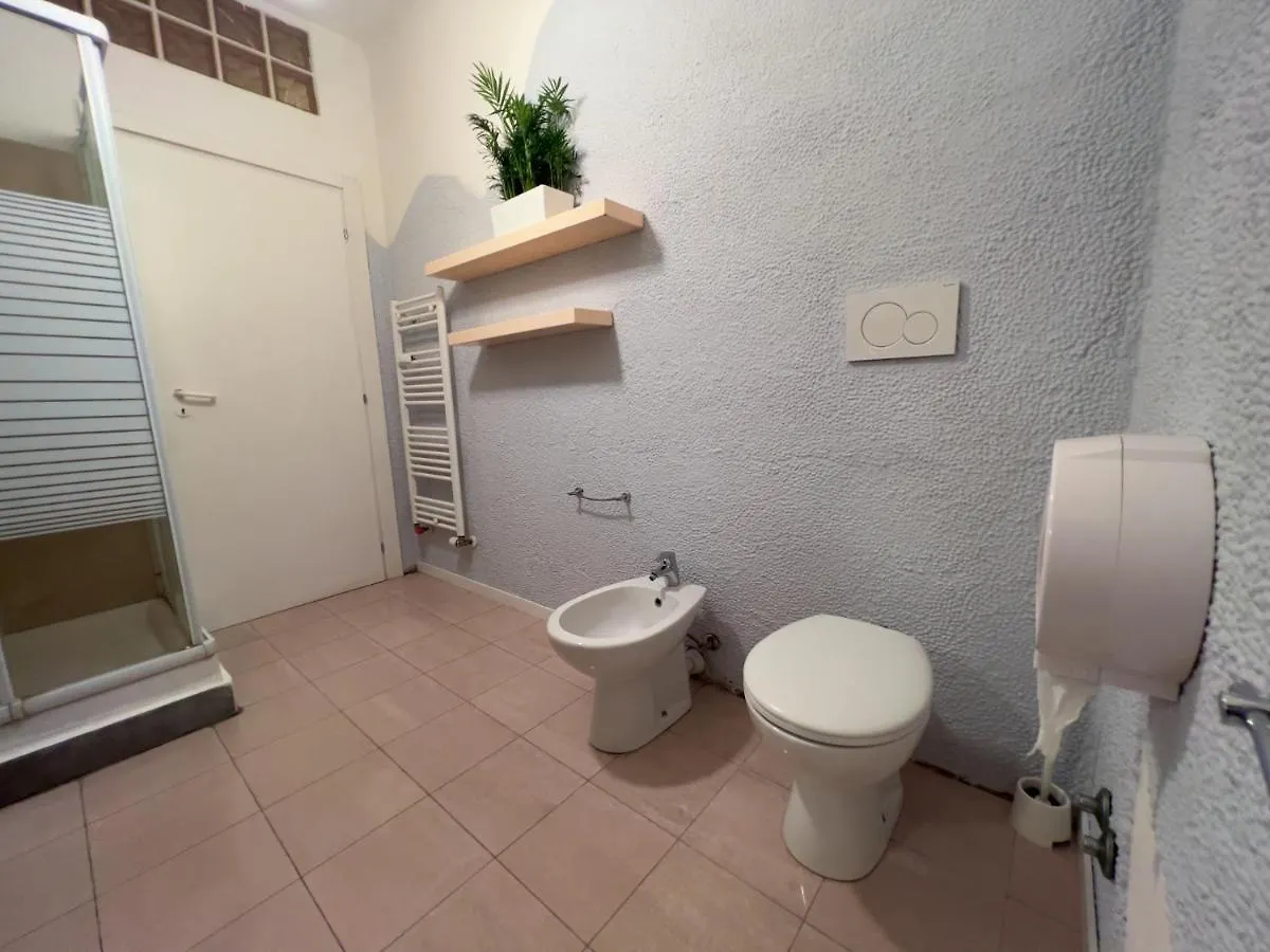 Appartme Guest House Seveso 40 Milan Bed & Breakfast